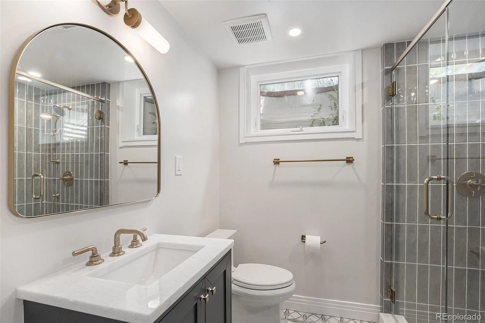 3750 Gill Drive Denver CO 80209 MLS #REC5689071 06102026184528 1600 30
