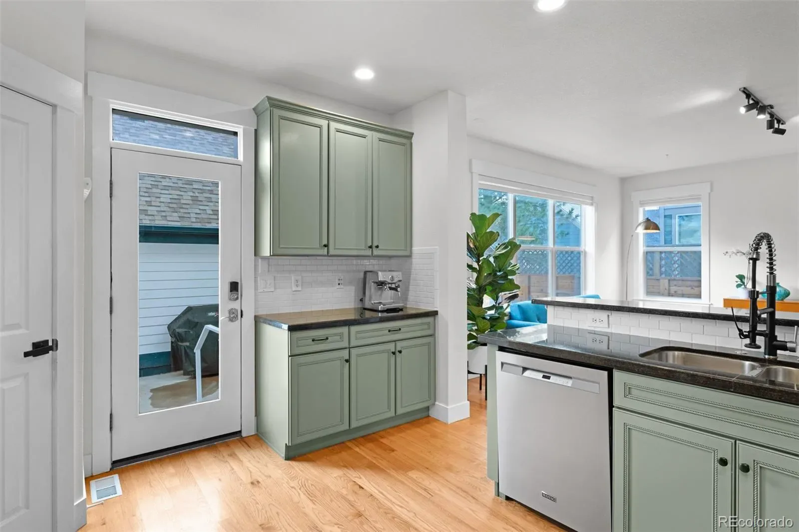 03102026181345 1600 20