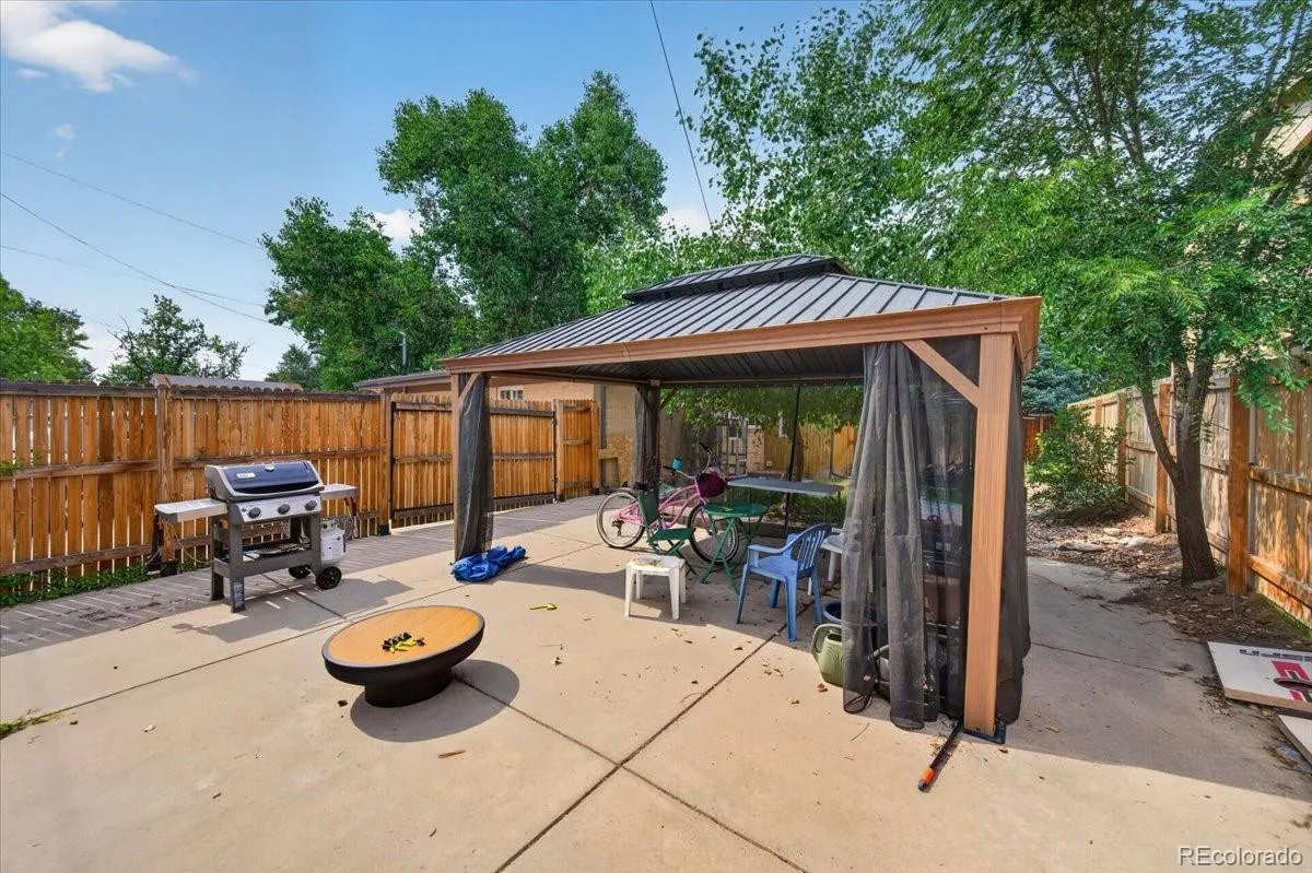 9030 Elm Court Denver CO 80260 | MLS #REC5690882 07152026214446 1200 29