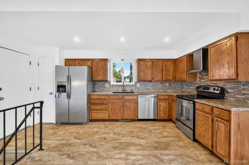 8399 W 77th Way Arvada CO 80005 | MLS #REC5691927 08202026014327 800 11