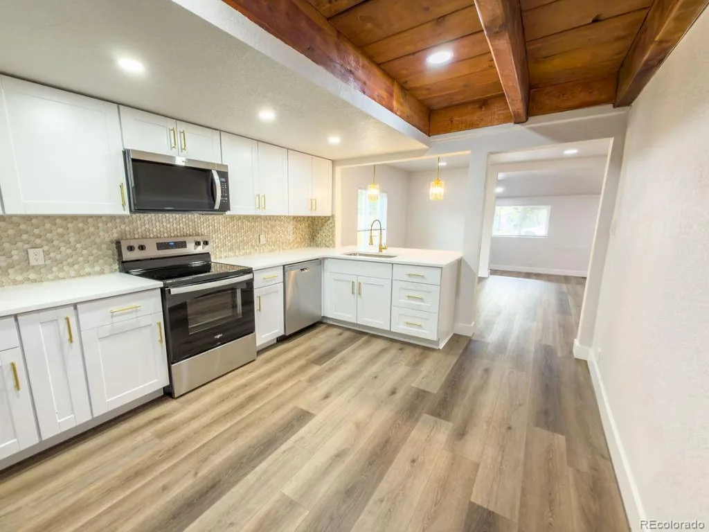 4279 S Pennsylvania Street Englewood CO 80113 | MLS #REC5692254 10022026151143 1024 6