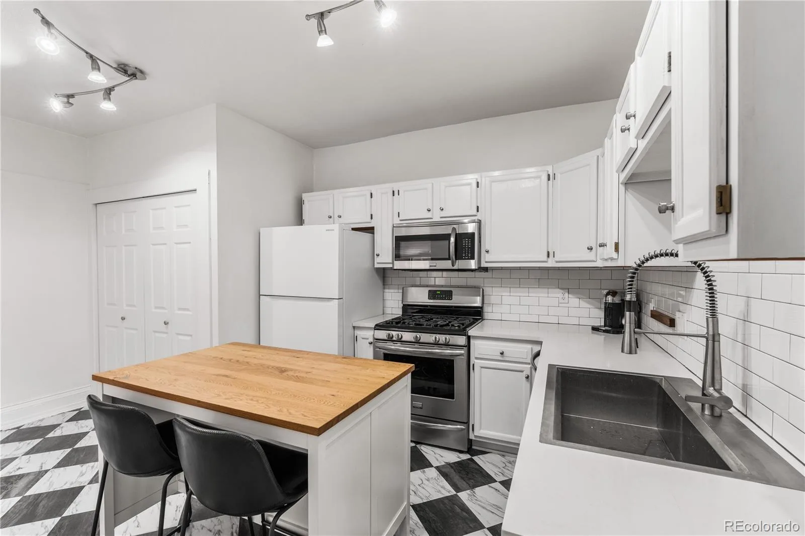 2465 W Caithness Place Denver CO 80211 MLS #REC5697559 05312026183332 1600 5