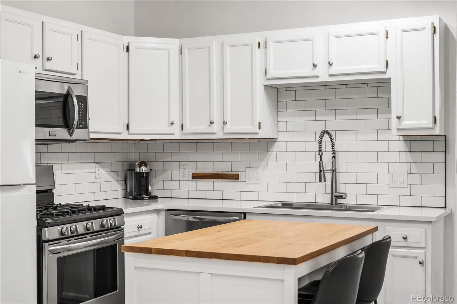 2465 W Caithness Place Denver CO 80211 MLS #REC5697559 05312026183332 1600 7