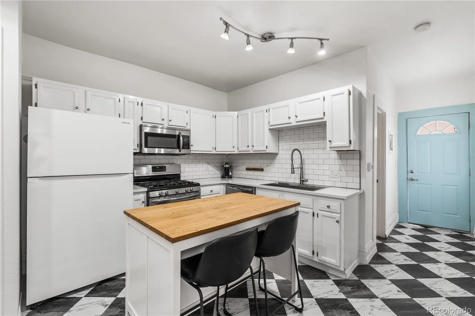 2465 W Caithness Place Denver CO 80211 MLS #REC5697559 05312026183332 1600 8