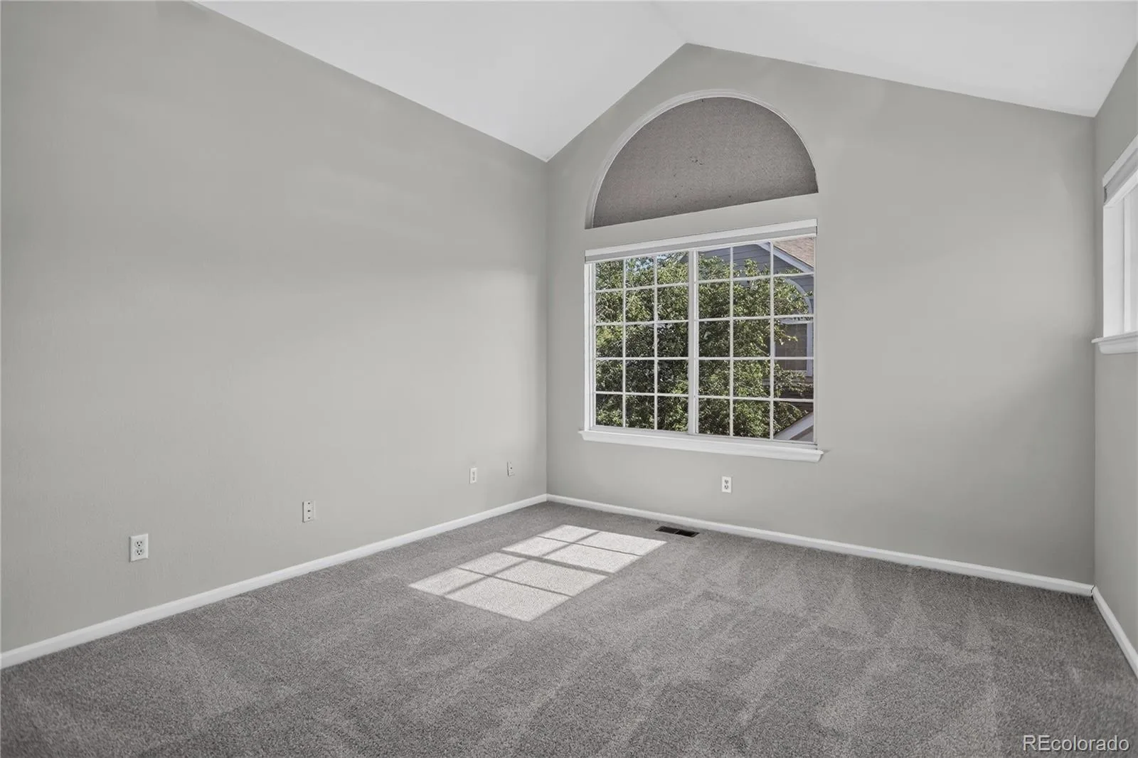 4013 S Carson Street #B Aurora CO 80014 | MLS #REC5704026 07242026163047 1600 22