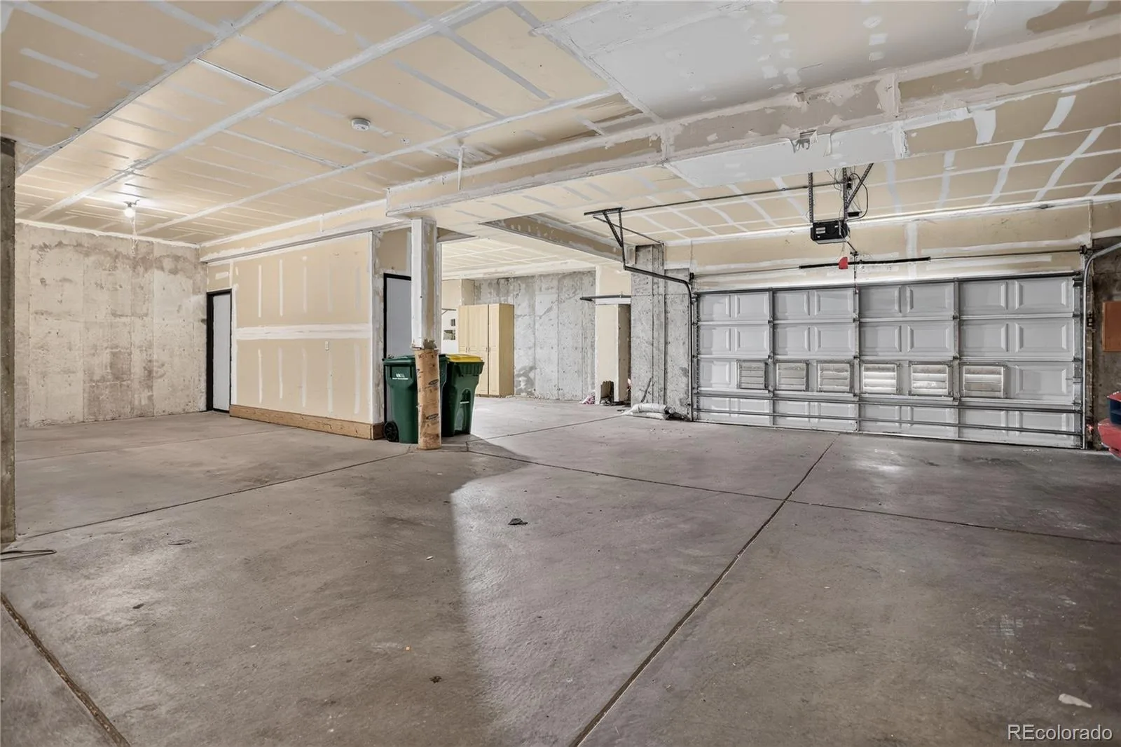 4013 S Carson Street #B Aurora CO 80014 | MLS #REC5704026 07242026163047 1600 32