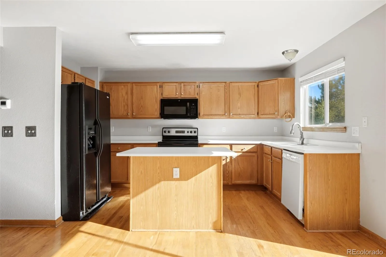 4607 N Foxtail Drive Castle Rock CO 80109 | MLS #REC5704061 06192026234653 1600 8