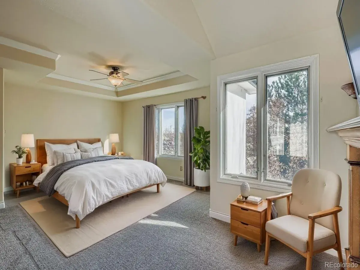 11172025224100 1200 12