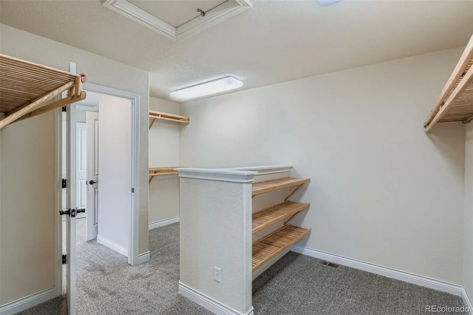 11172025224100 1600 16