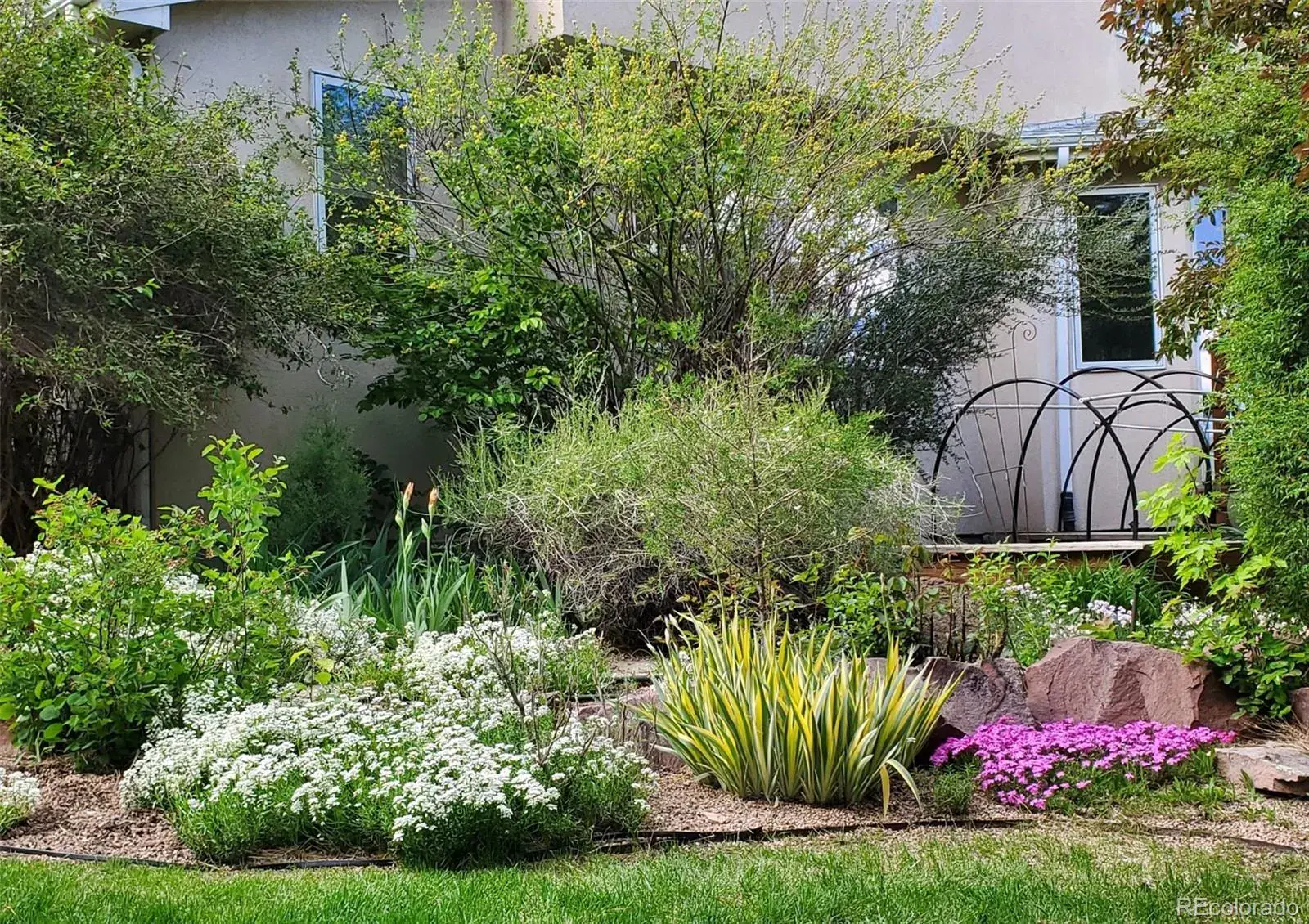 11172025224100 1600 28