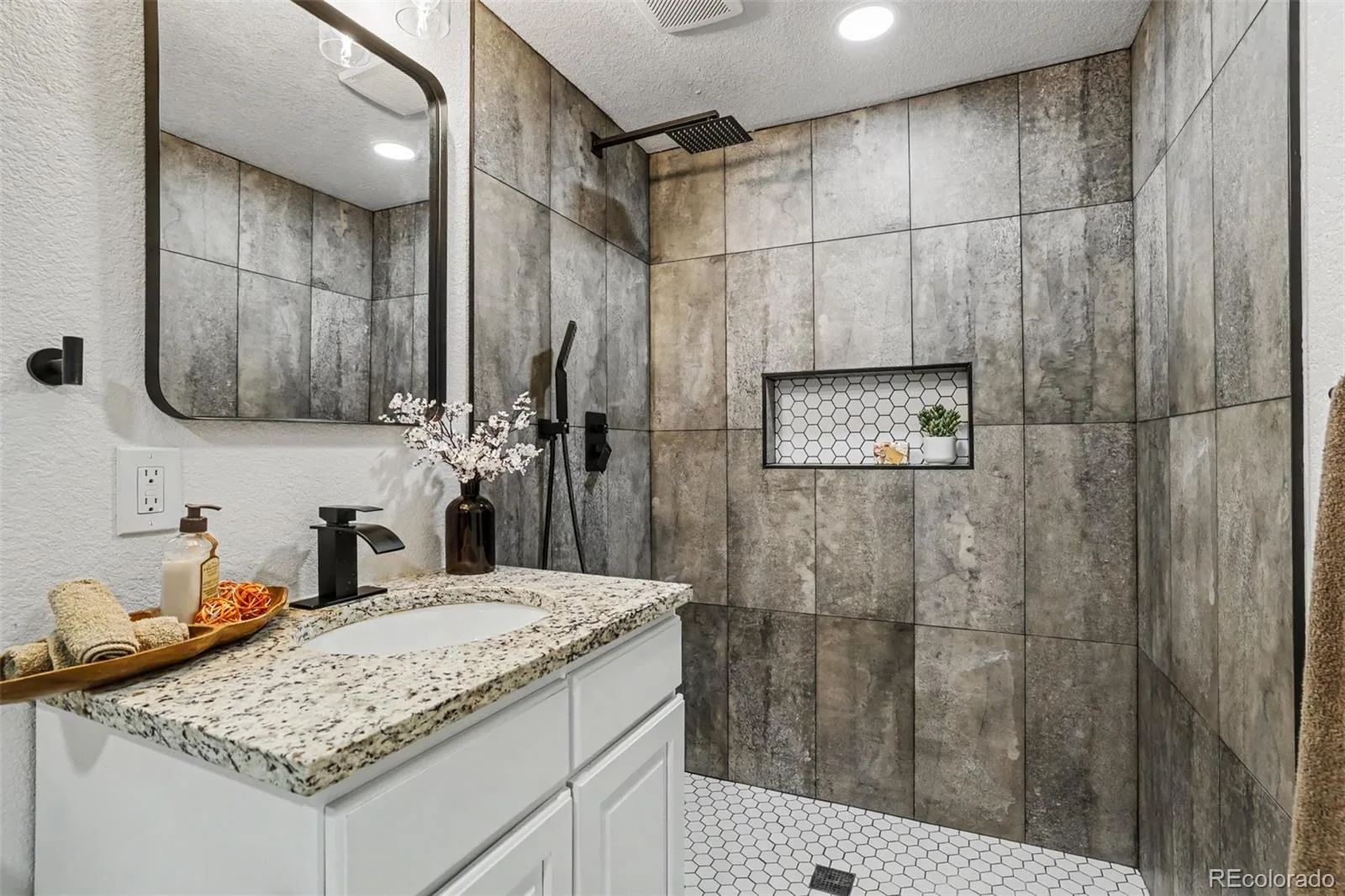 1414 Linden Street Longmont CO 80501 | MLS #REC5707332 08032026193004 1600 18