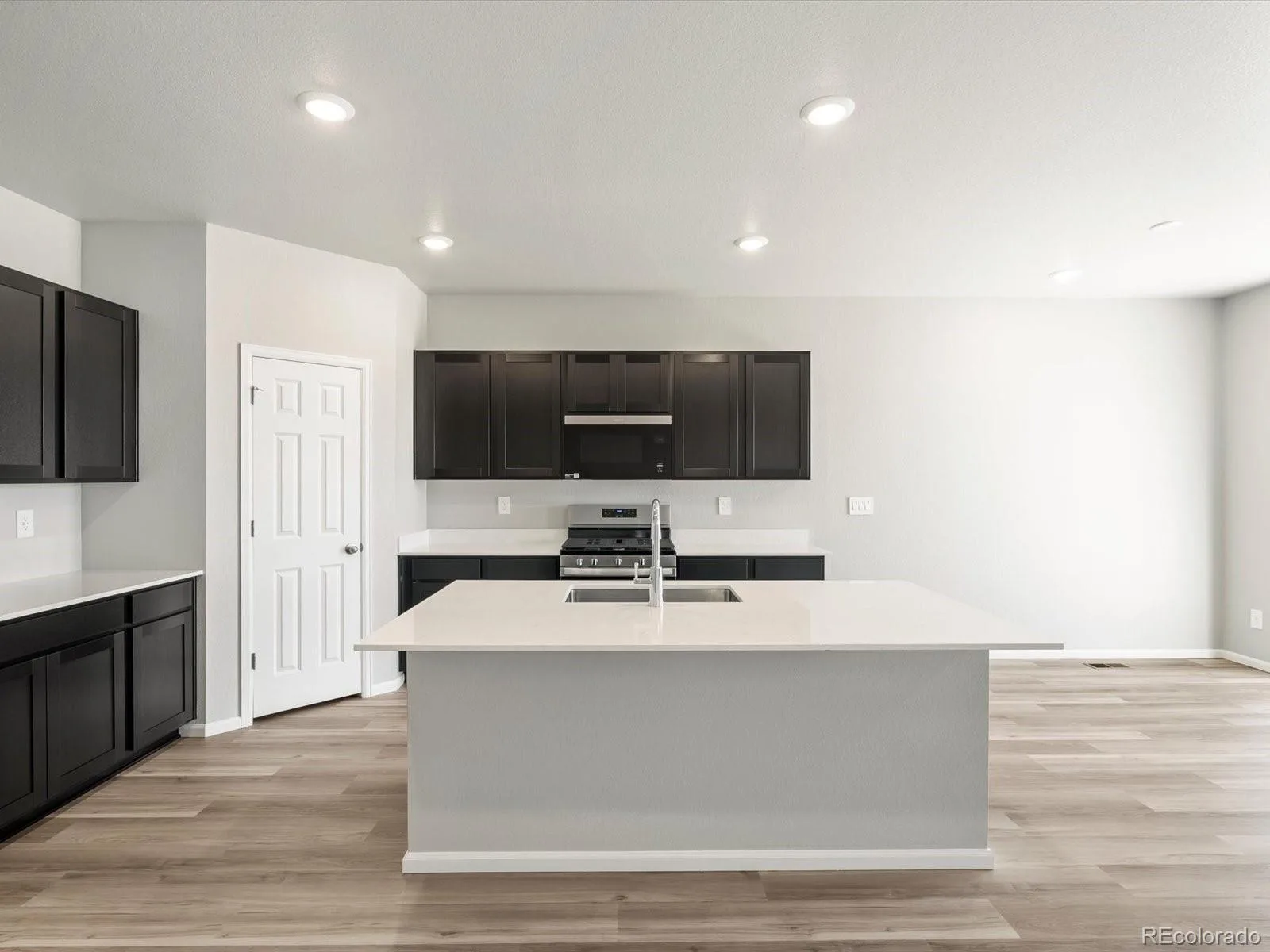 17446 E 89th Avenue Commerce City CO 80022 | MLS #REC5709188 08102026225214 1600 5