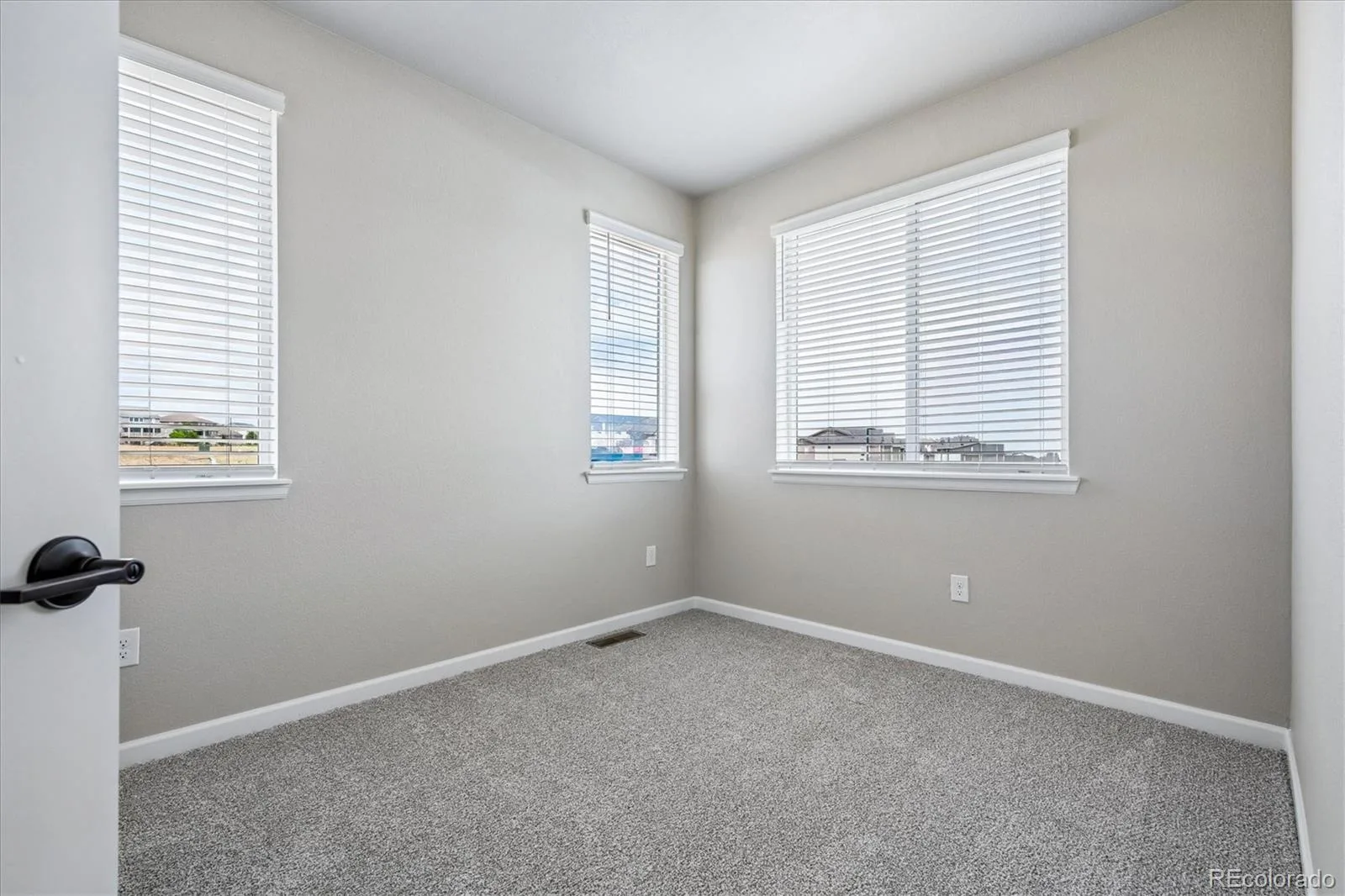 516 Luton Drive Castle Pines CO 80108 | MLS #REC5711498 08112026201849 1600 20