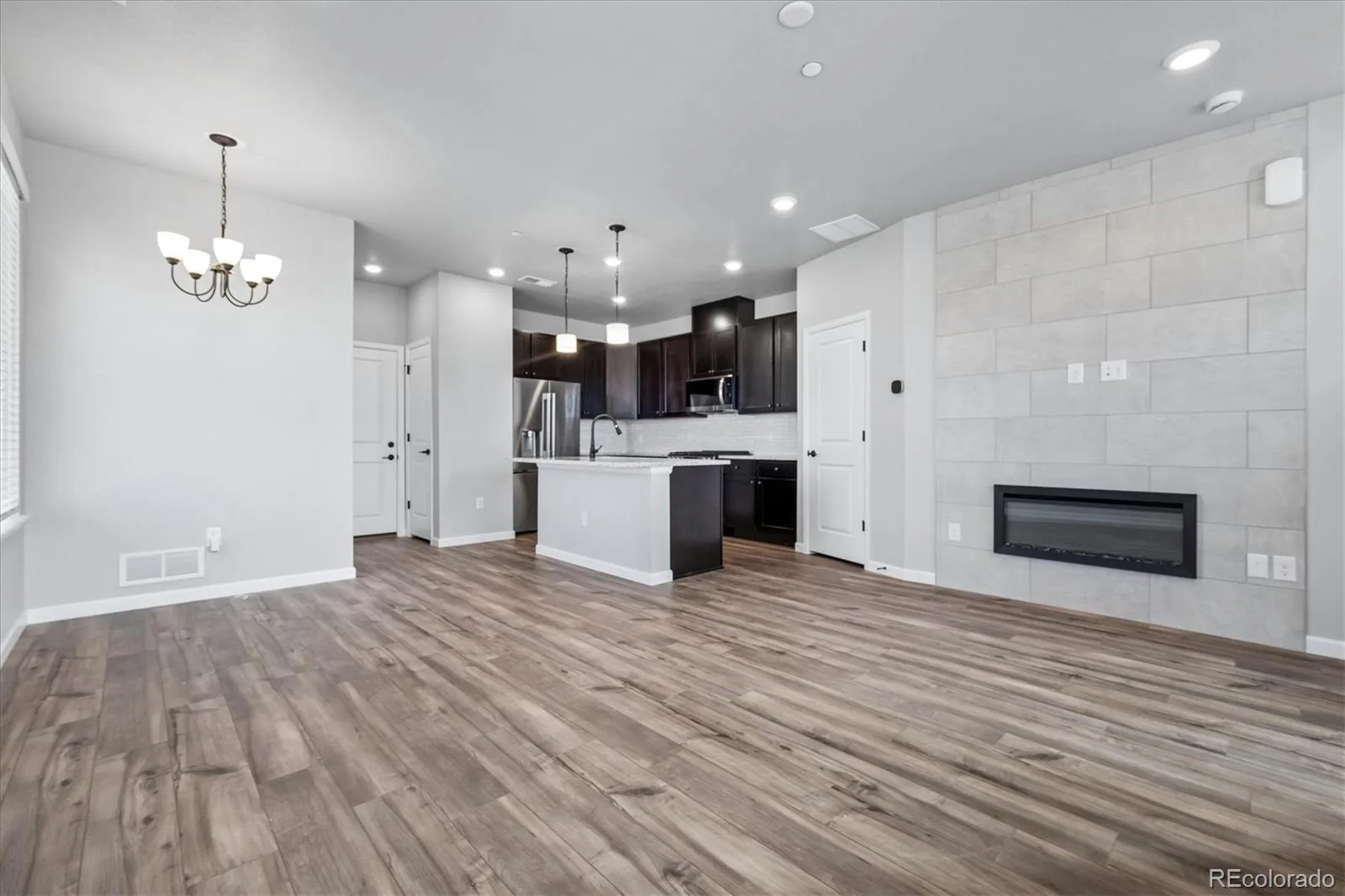 516 Luton Drive Castle Pines CO 80108 | MLS #REC5711498 08112026201849 1600 7