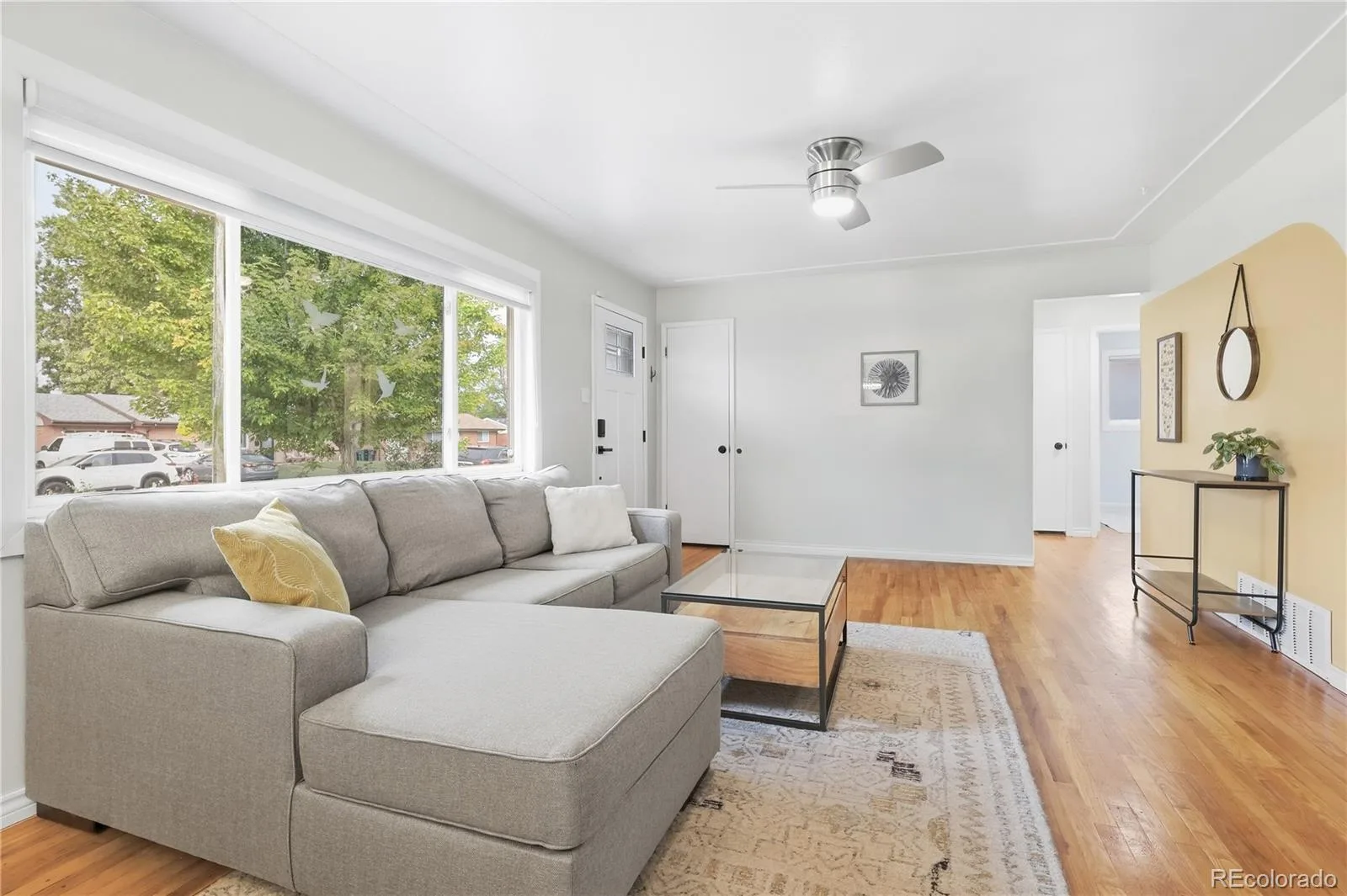 1990 S Stuart Street Denver CO 80219 | MLS #REC5711627 09212026195349 1600 18