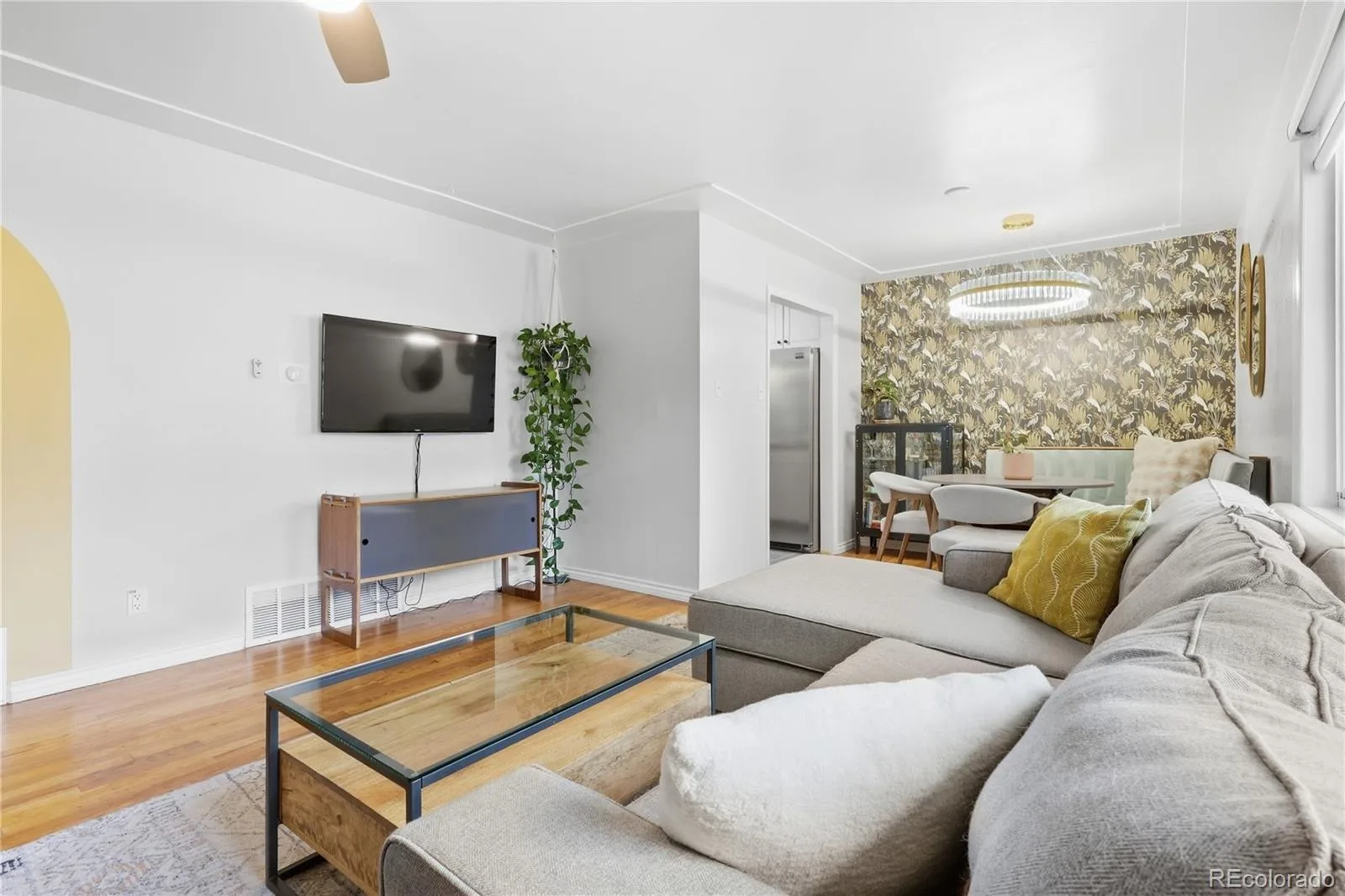 1990 S Stuart Street Denver CO 80219 | MLS #REC5711627 09212026195349 1600 23