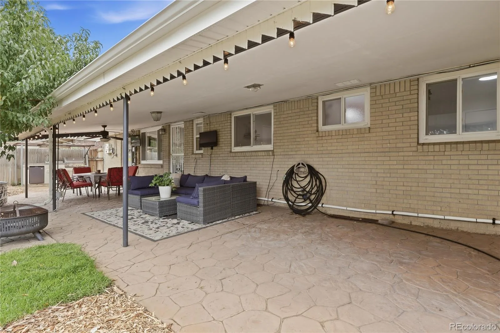 1990 S Stuart Street Denver CO 80219 | MLS #REC5711627 09212026195349 1600 40
