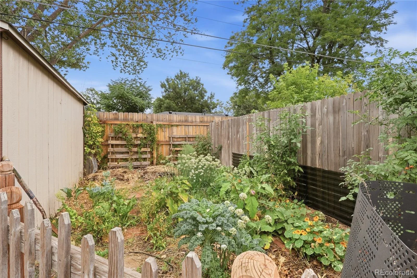 1990 S Stuart Street Denver CO 80219 | MLS #REC5711627 09212026195349 1600 7