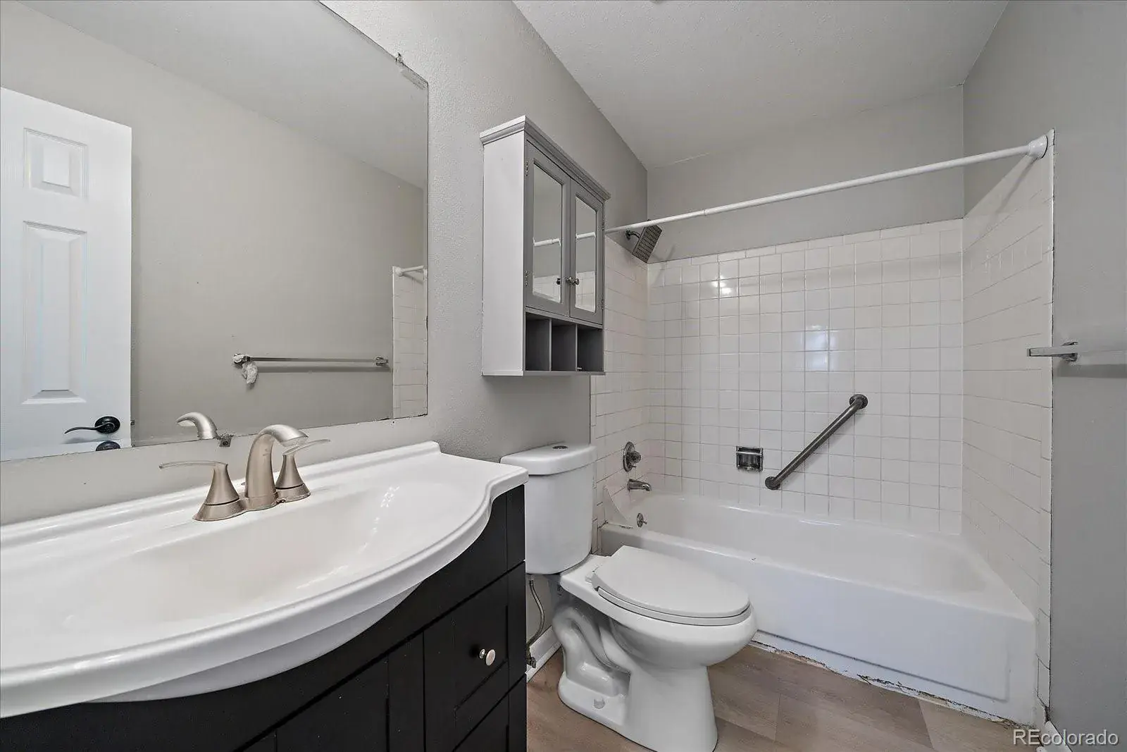 9901 E Evans Avenue #33D Aurora CO 80247 MLS #REC5711628 10102025204343 1600 7