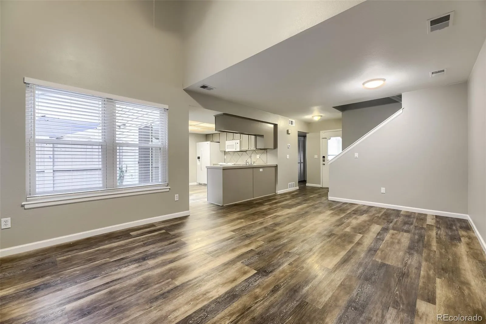2181 S Victor Street #E Aurora CO 80014 MLS #REC5715917 05252026212134 1600 5