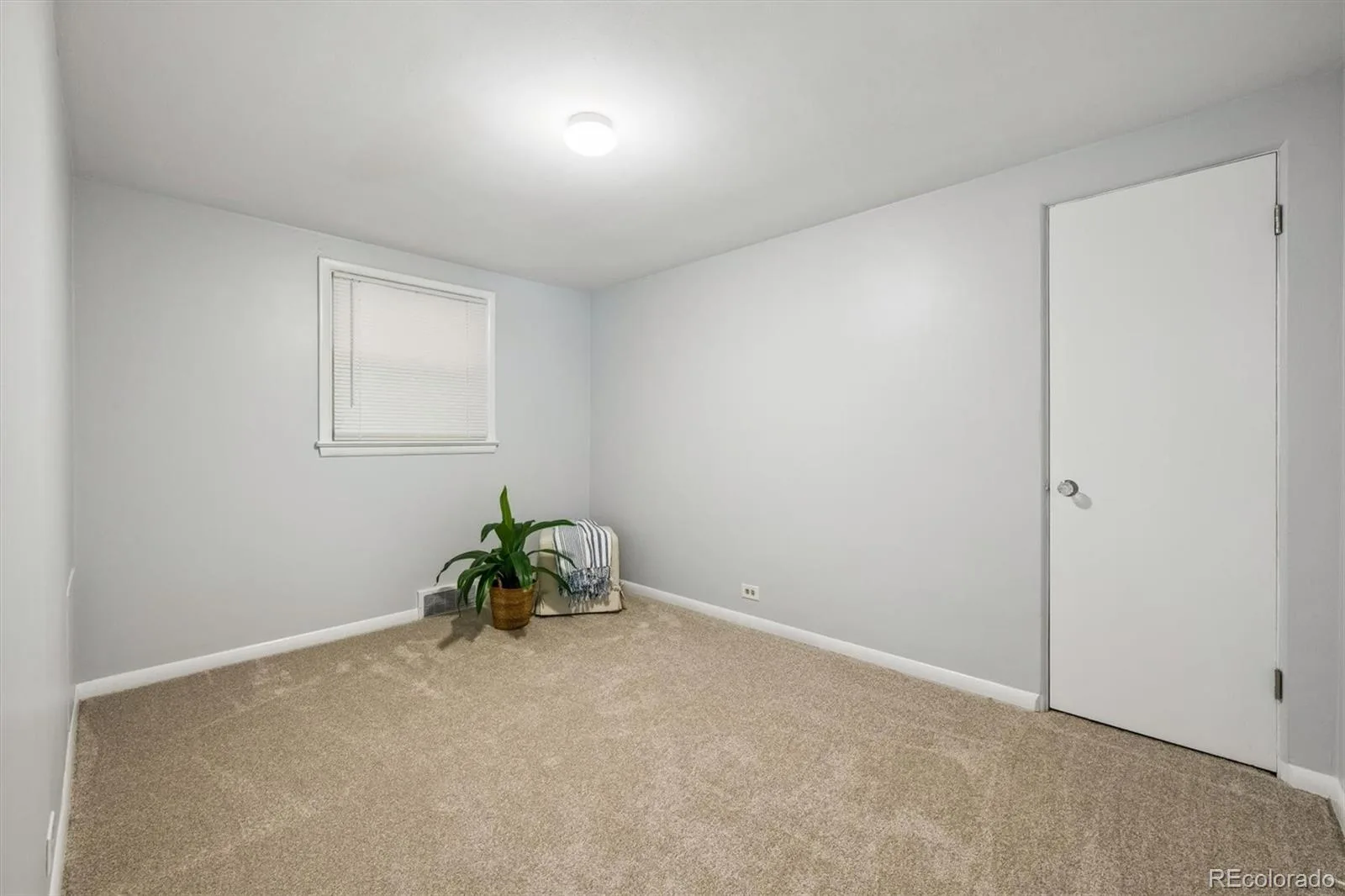 3000 S Corona Street Englewood CO 80113 MLS #REC5717386 07042026182825 1600 22