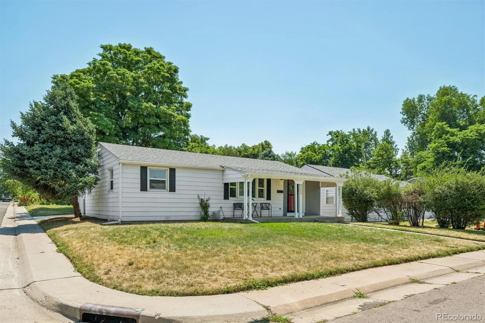 3000 S Corona Street Englewood CO 80113 MLS #REC5717386 07042026182825 1600 33