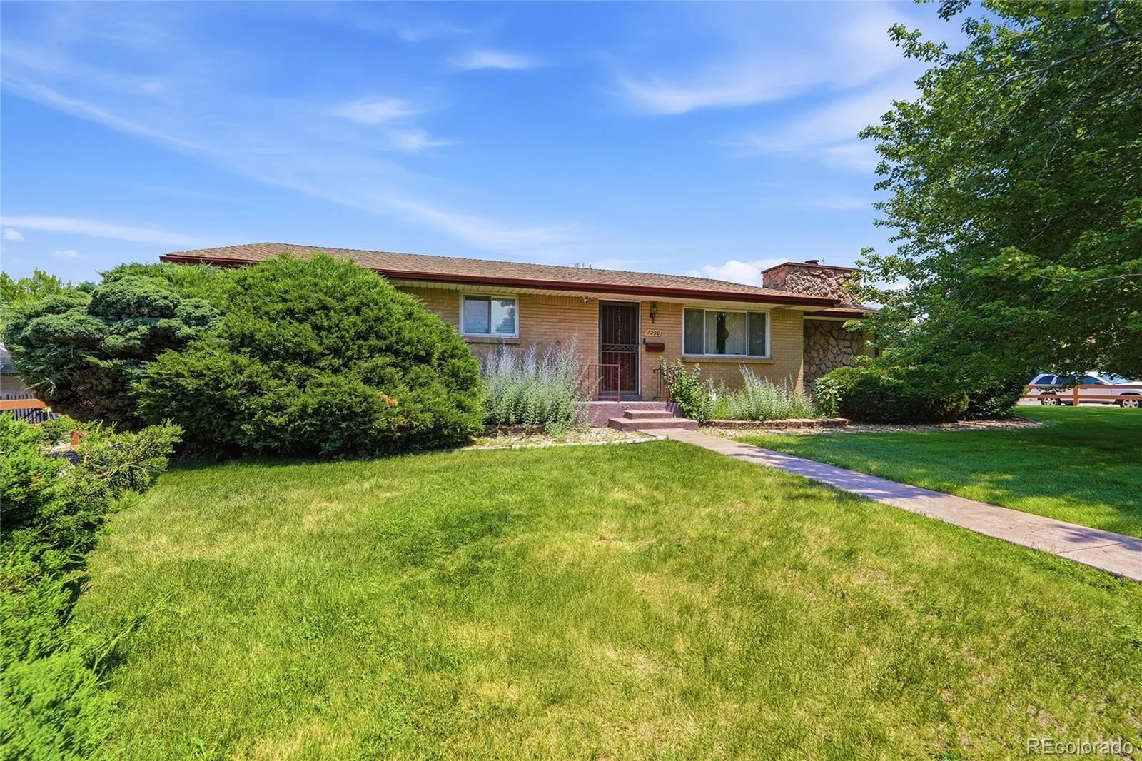7290 S Penrose Court Centennial CO 80122 | MLS #REC5718384 08202026234317 1600 2