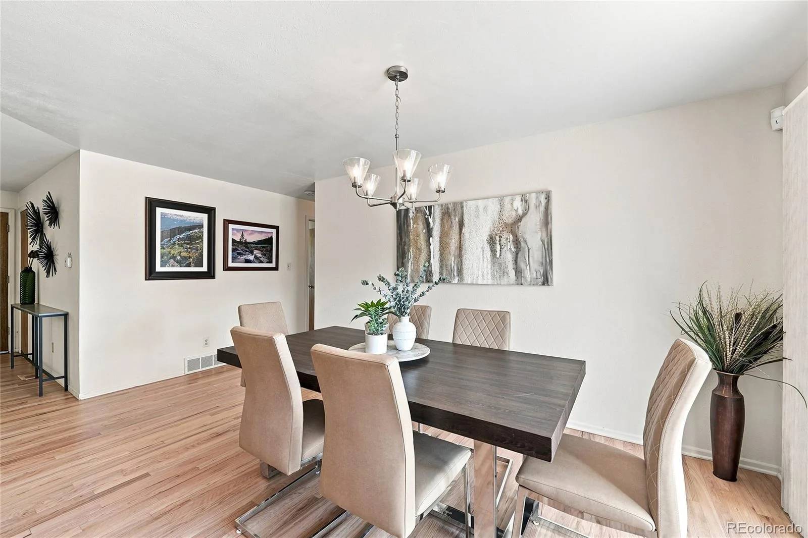 7290 S Penrose Court Centennial CO 80122 | MLS #REC5718384 08202026234317 1600 8