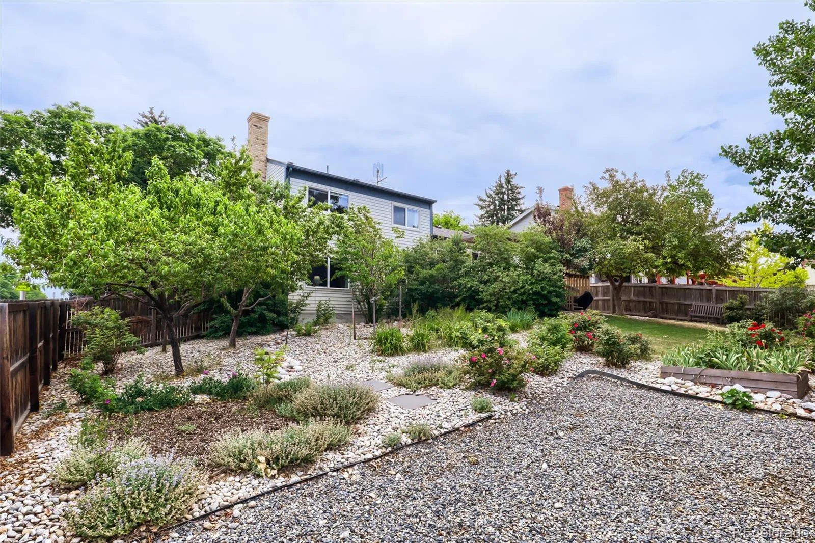 16406 E Kentucky Avenue Aurora CO 80017 MLS #REC5718625 06162026232234 1600 23