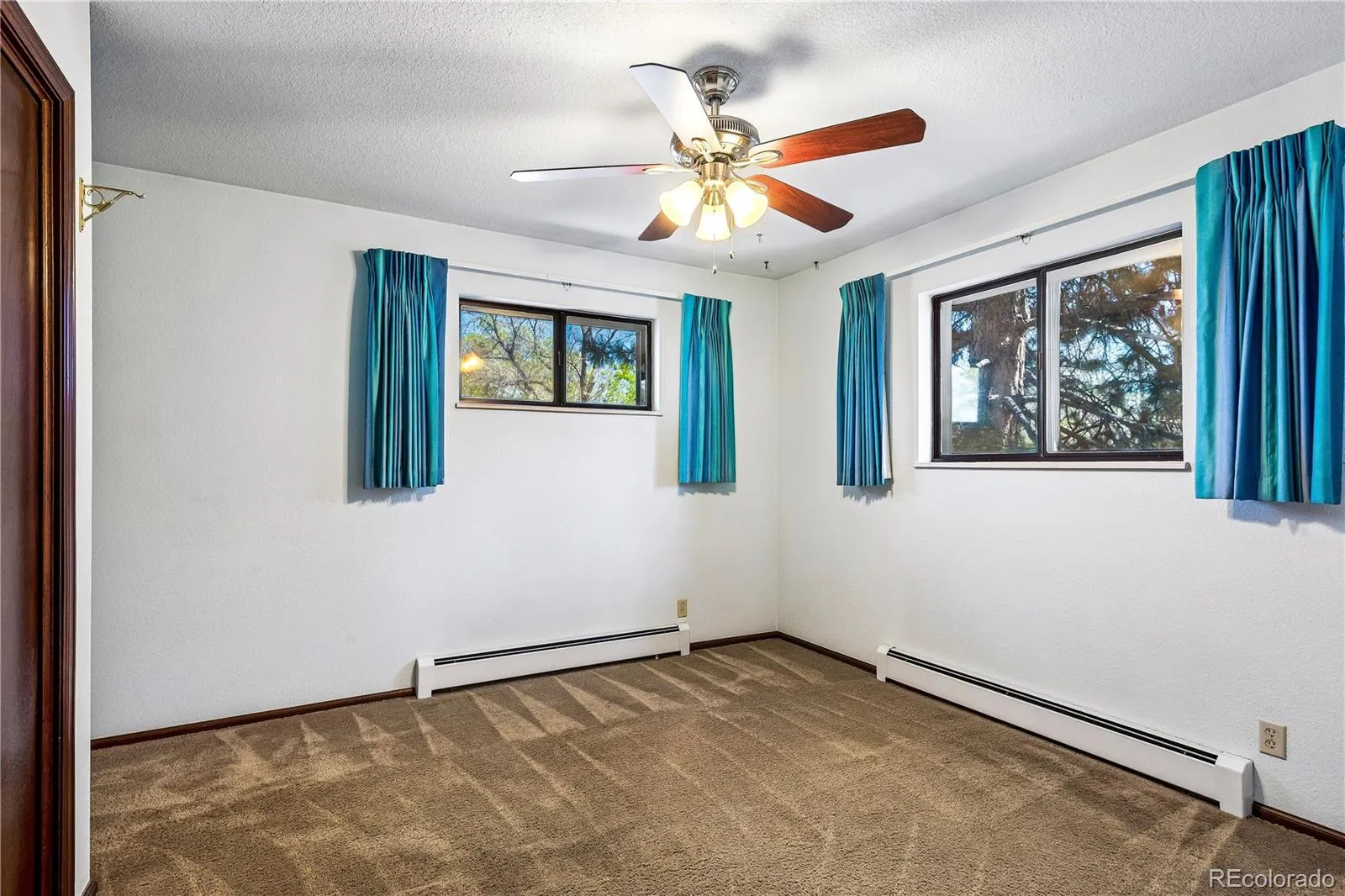 6294 S Oneida Way Centennial CO 80111 MLS #REC5719180 04242026143915 1600 13