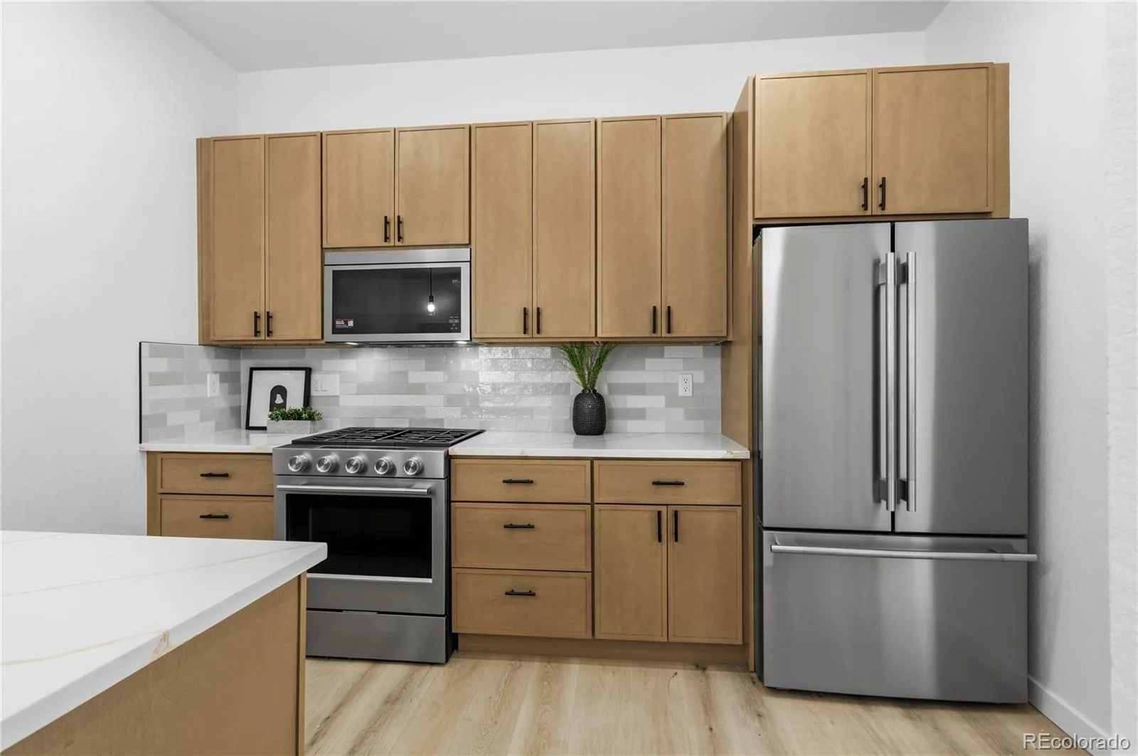 662 S Logan S Street Denver CO 80209 | MLS #REC5720592 09302026220740 1600 17