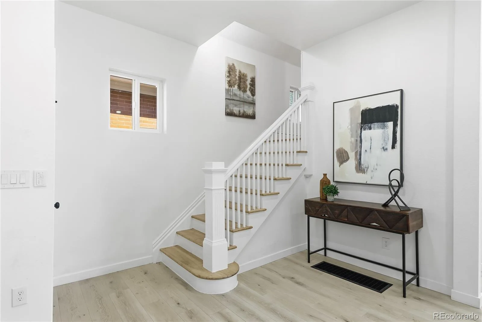 662 S Logan S Street Denver CO 80209 | MLS #REC5720592 09302026220740 1600 26