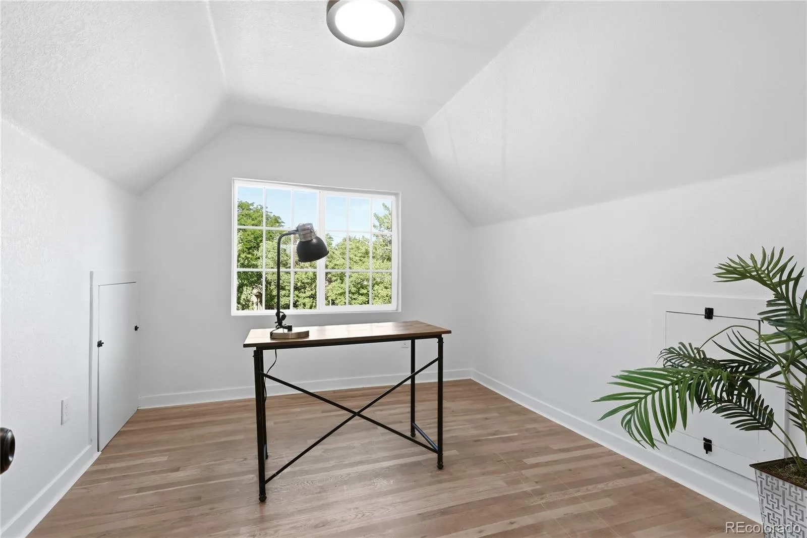 662 S Logan S Street Denver CO 80209 | MLS #REC5720592 09302026220740 1600 27