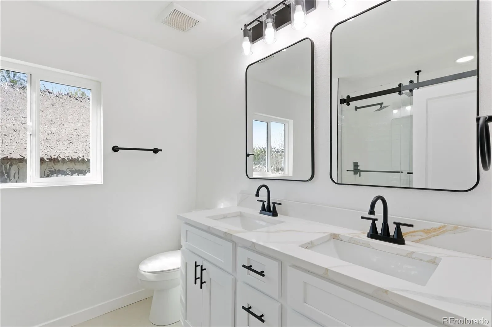 662 S Logan S Street Denver CO 80209 | MLS #REC5720592 09302026220740 1600 28
