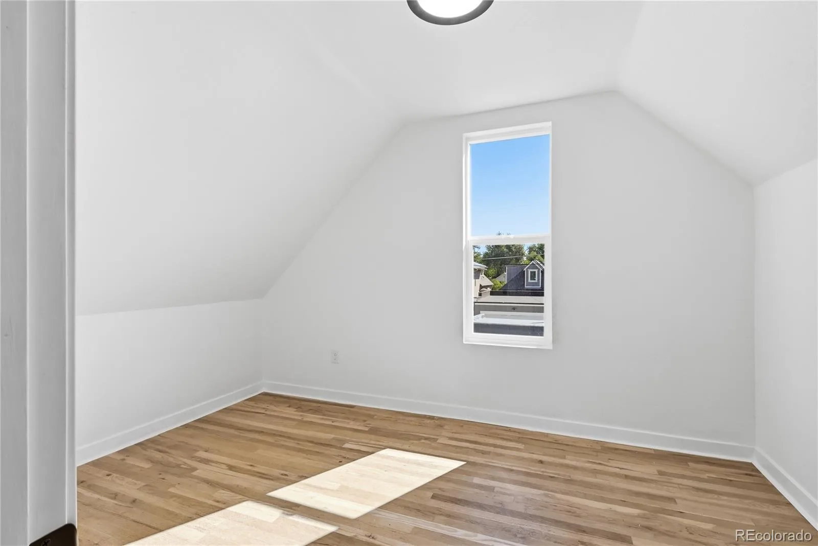 662 S Logan S Street Denver CO 80209 | MLS #REC5720592 09302026220740 1600 30