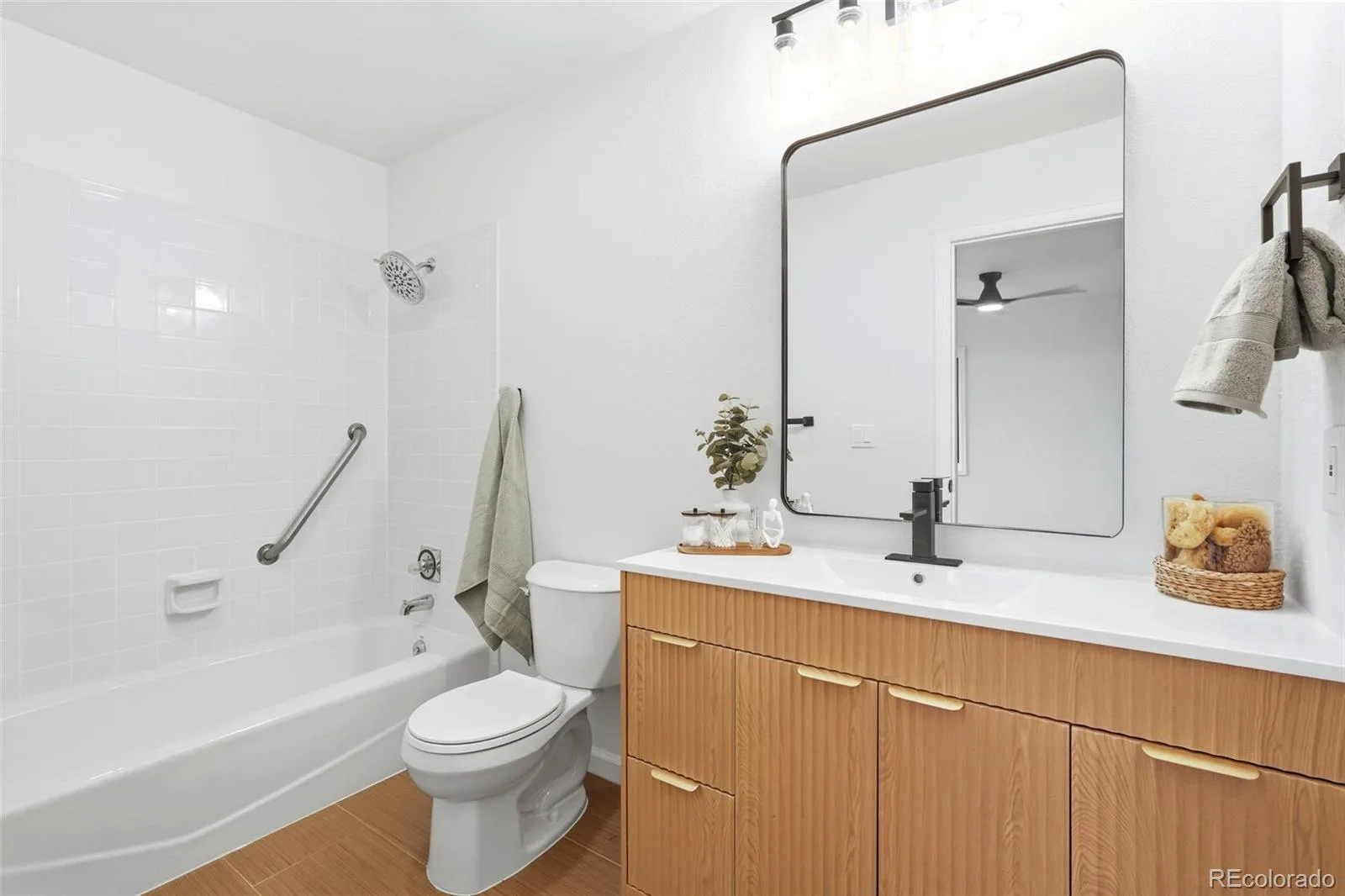 191 October Place Castle Rock CO 80104 | MLS #REC5722793 07242026160237 1600 30