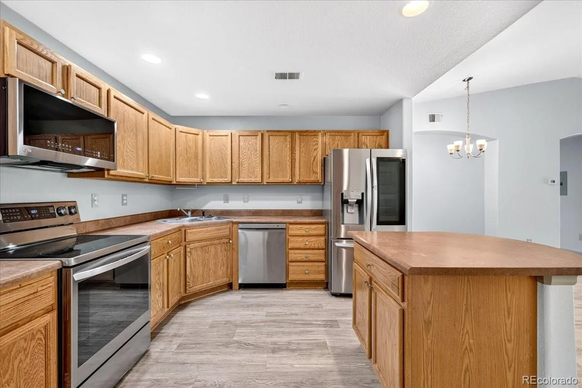 1703 Whitehall Drive #10B Longmont CO 80504 | MLS #REC5723100 06192026233529 1200 13