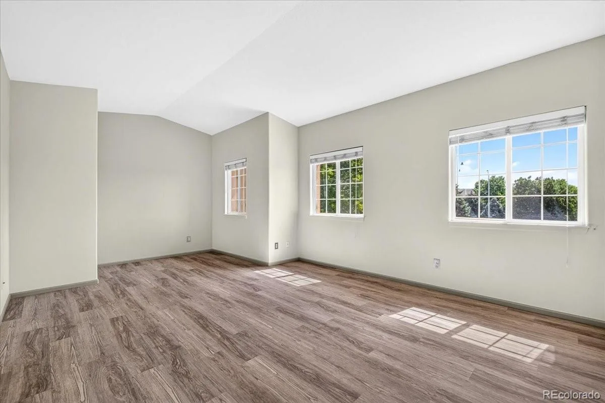 1703 Whitehall Drive #10B Longmont CO 80504 | MLS #REC5723100 06192026233529 1200 20