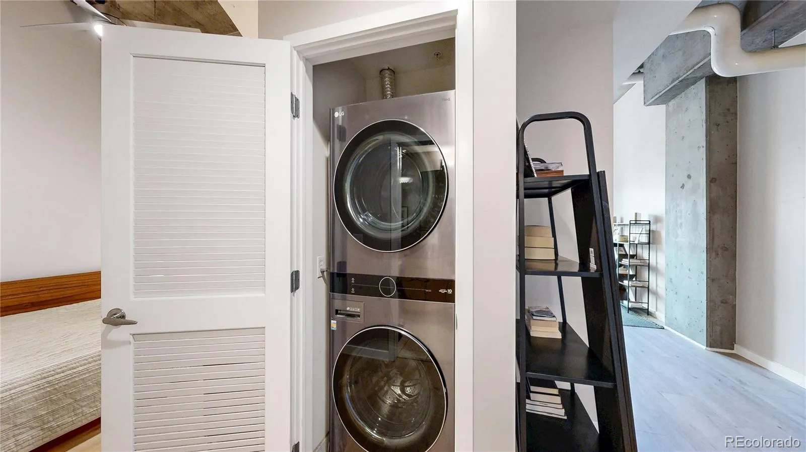 04042026202816 1600 13