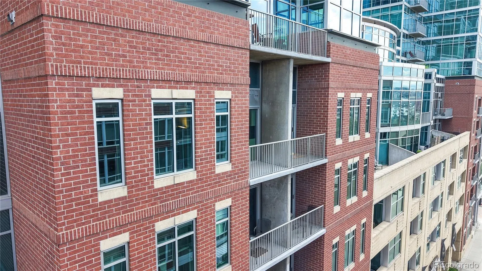 04042026202816 1600 16