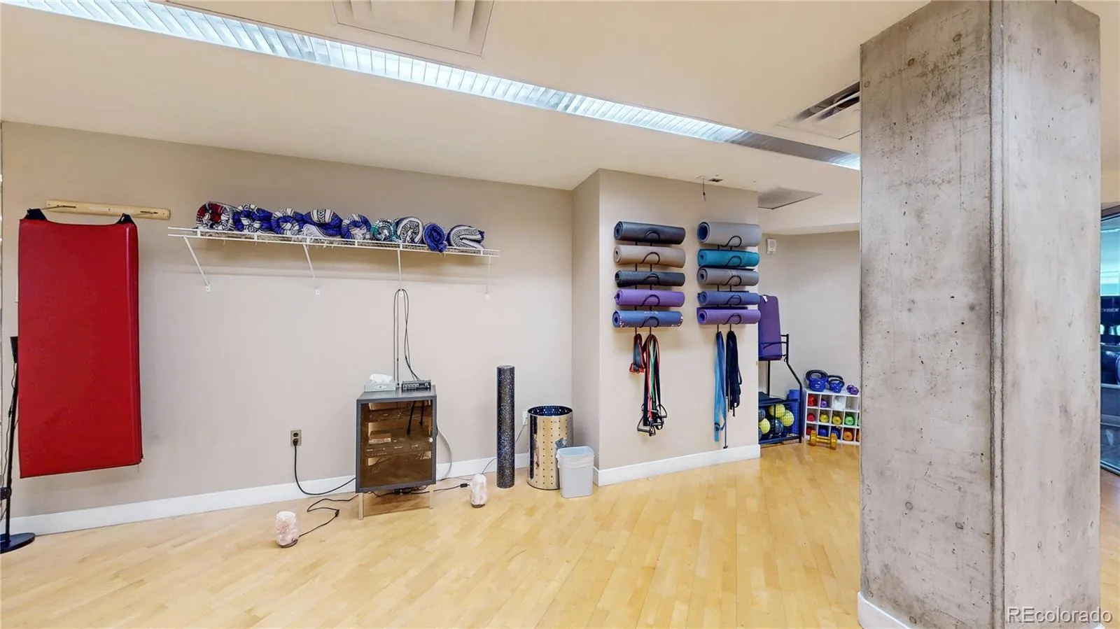 04042026202816 1600 19