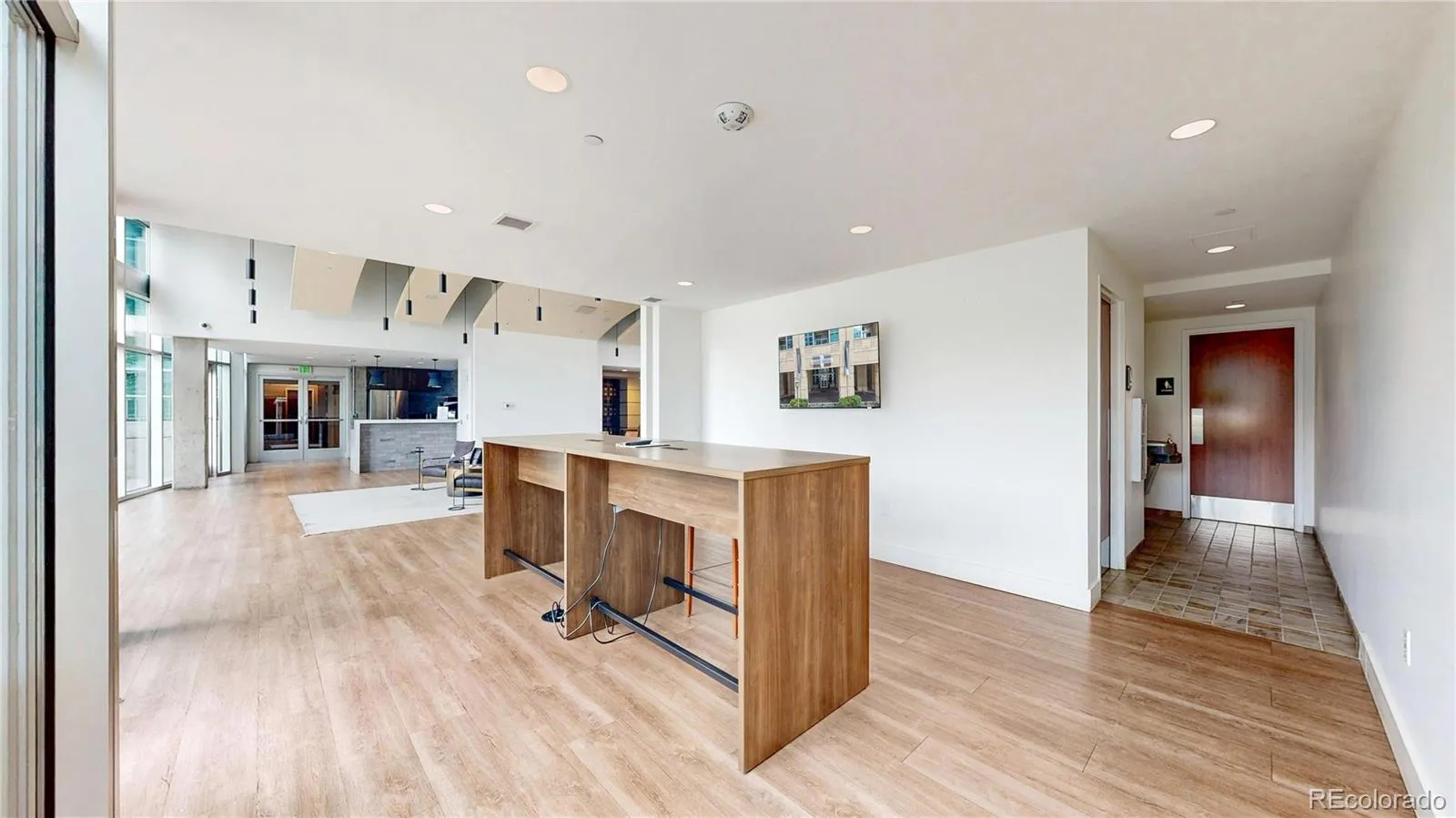 04042026202816 1600 31