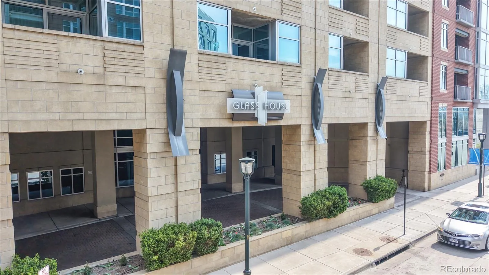 04042026202816 1600 35