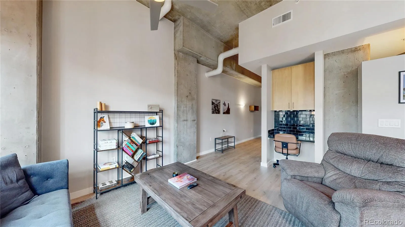 04042026202816 1600 6