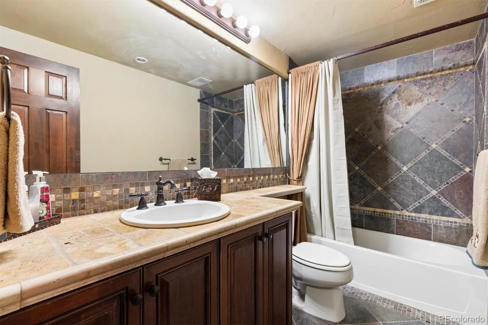 5165 Rialto Drive Parker CO 80134 MLS #REC5724250 03122026015017 1600 43