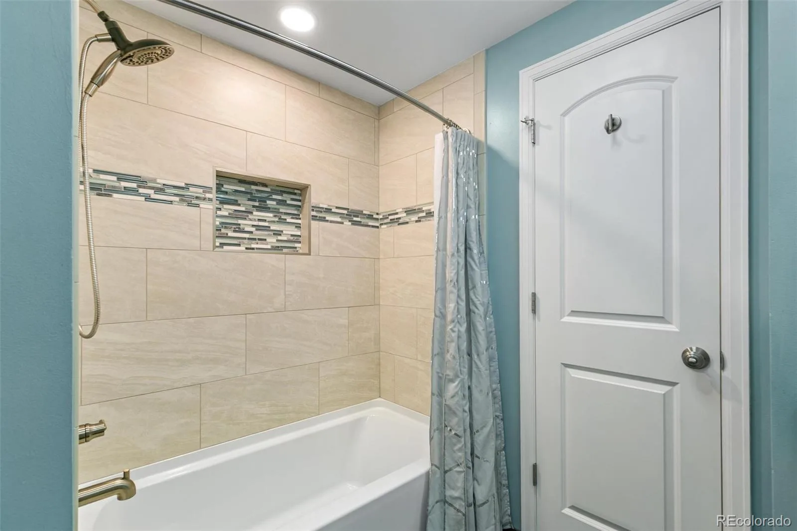 12830 W 15th Drive Golden CO 80401 | MLS #REC5725702 08152026194850 1600 16