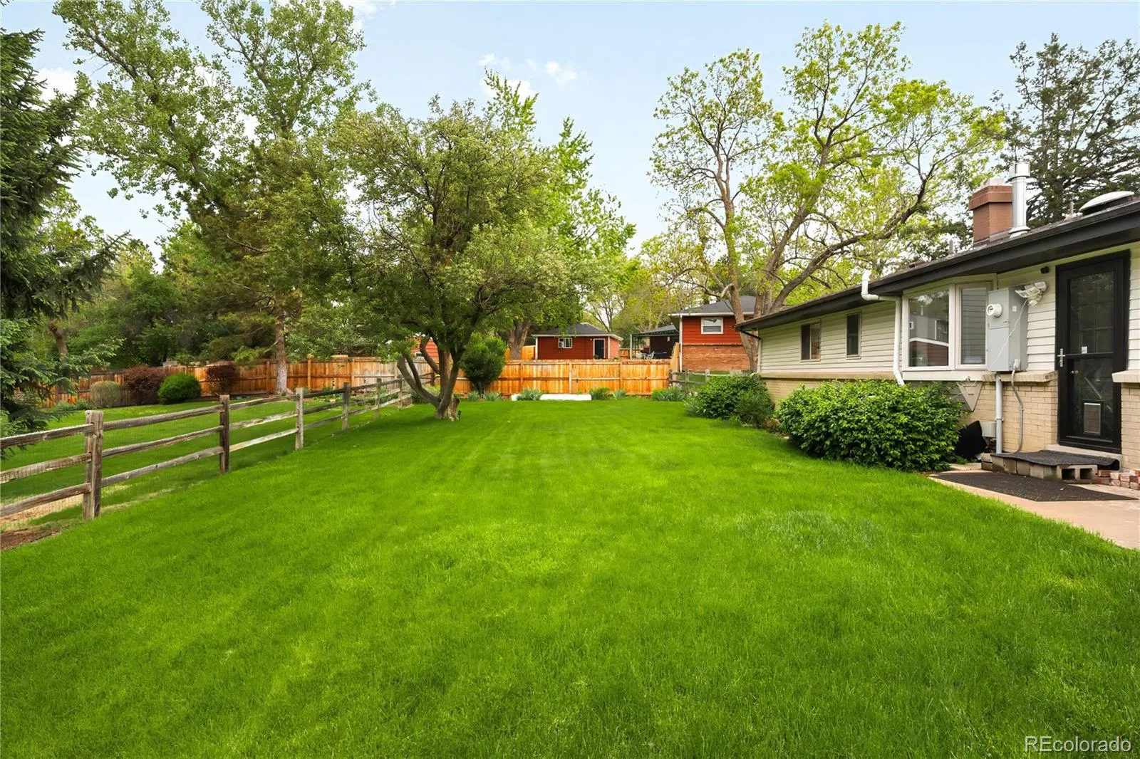 6928 S Columbine Way Centennial CO 80122 MLS #REC5728829 05222026221254 1600 36