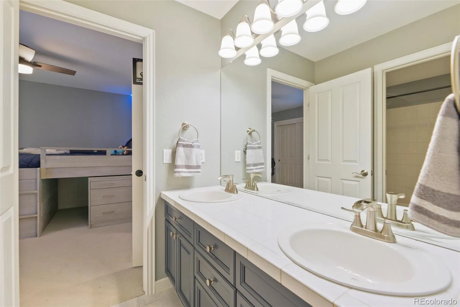 7277 Timbercrest Lane Castle Pines CO 80108 MLS #REC5729463 08042026153734 1600 27