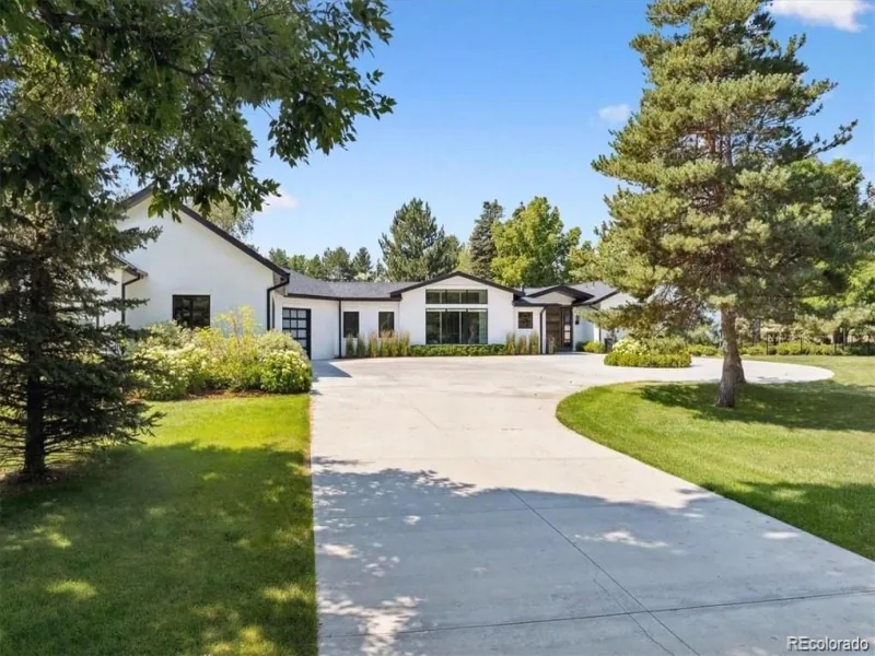 4900 Lakeshore Drive Littleton CO 80123 | MLS #REC5729777 08262026213830 800 1