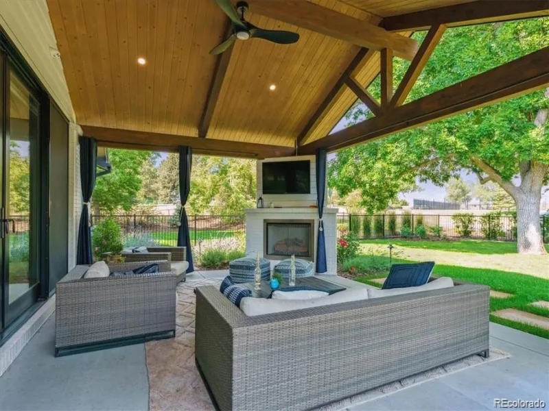 4900 Lakeshore Drive Littleton CO 80123 | MLS #REC5729777 08262026213830 800 10